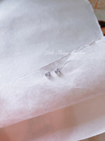 Load image into Gallery viewer, Naked Zircon Love Ear Studs/ Pair

