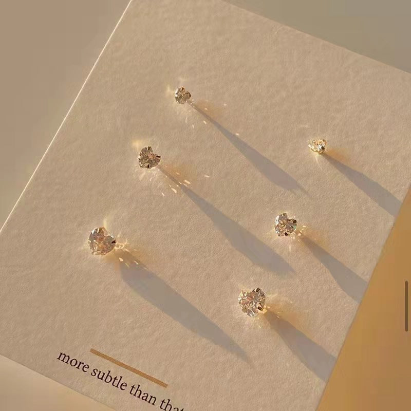 Naked Zircon Love Ear Studs/ Pair