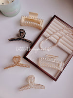 Load image into Gallery viewer, Multi Style Gold Chain &amp; Pearl Hair Claws
