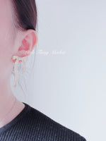 Load image into Gallery viewer, Asymmetrical Earring/ Pair
