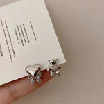 Load image into Gallery viewer, Korea Bear Zircon Metal Ear studs/ Pair
