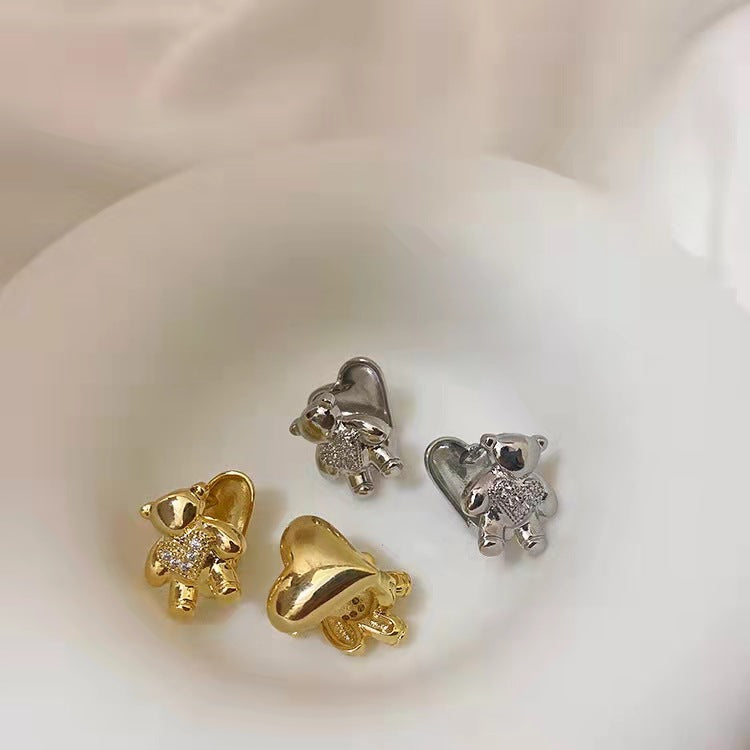 Korea Bear Zircon Metal Ear studs/ Pair