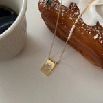 Load image into Gallery viewer, Gold Heart Tag Pearl Necklace
