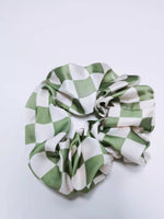 Load image into Gallery viewer, Chess Style Satin Hair Band &amp; Hair Ties Set
