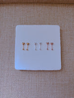 Load image into Gallery viewer, S925 Love Love Ear Studs/ Pair
