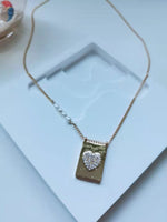 Load image into Gallery viewer, Gold Heart Tag Pearl Necklace
