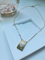 Load image into Gallery viewer, Gold Heart Tag Pearl Necklace
