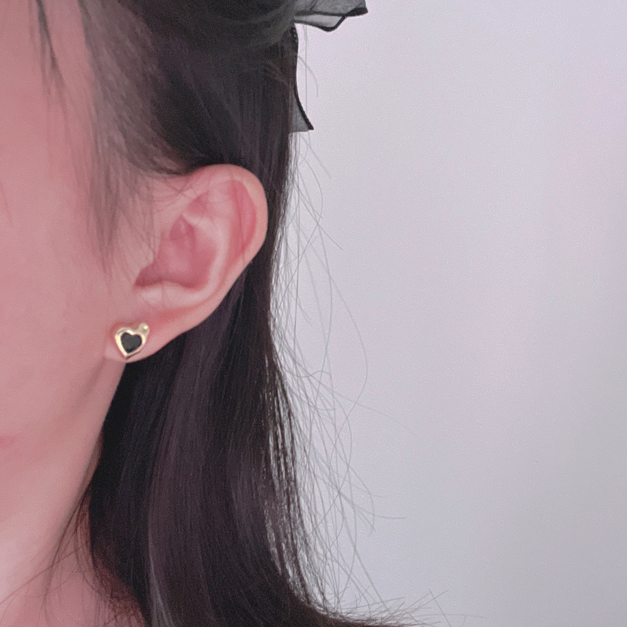 Black Heart S925 Ear Studs/ Pair