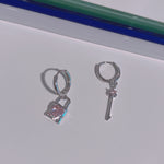 Load image into Gallery viewer, Love Lock AB Earring/ Pair
