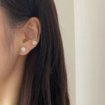 Load image into Gallery viewer, S925 Silver Smiley Face Ear Studs/ Pair
